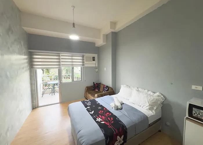 Aparthotel With Balcony Cebu