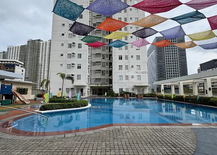 With Balcony 3* Cebu